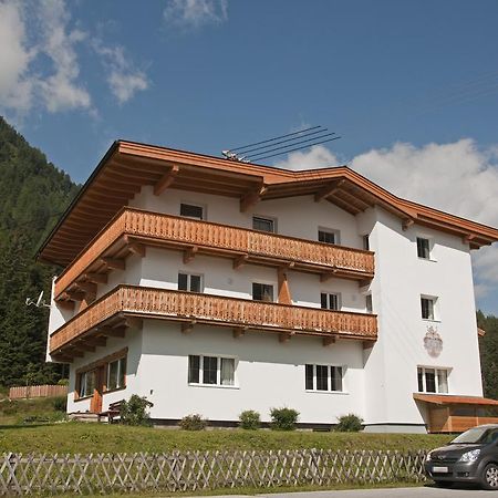 Appartements Schmalzerhof Gries im Sellrain Exterior photo