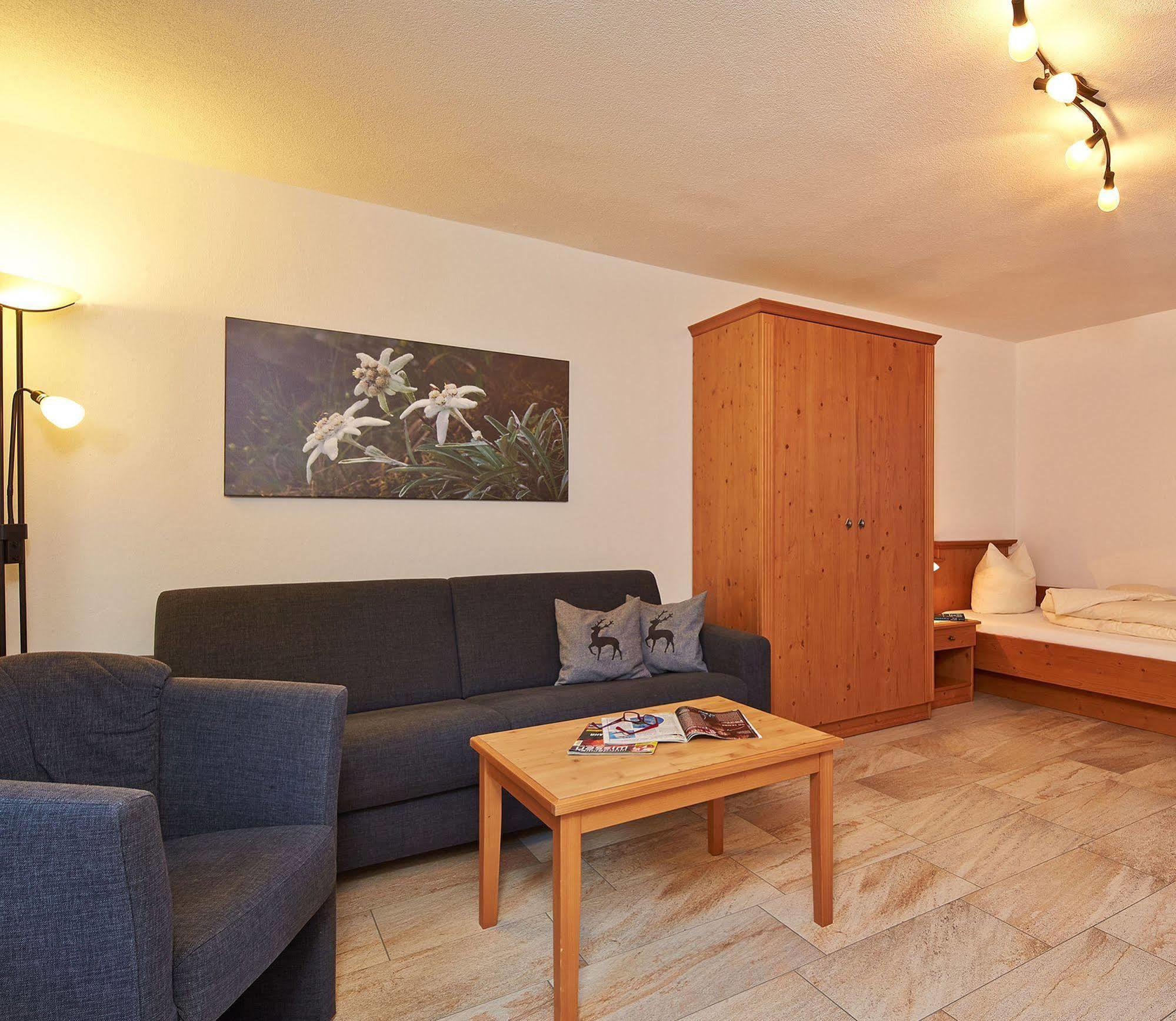 Appartements Schmalzerhof Gries im Sellrain Exterior photo