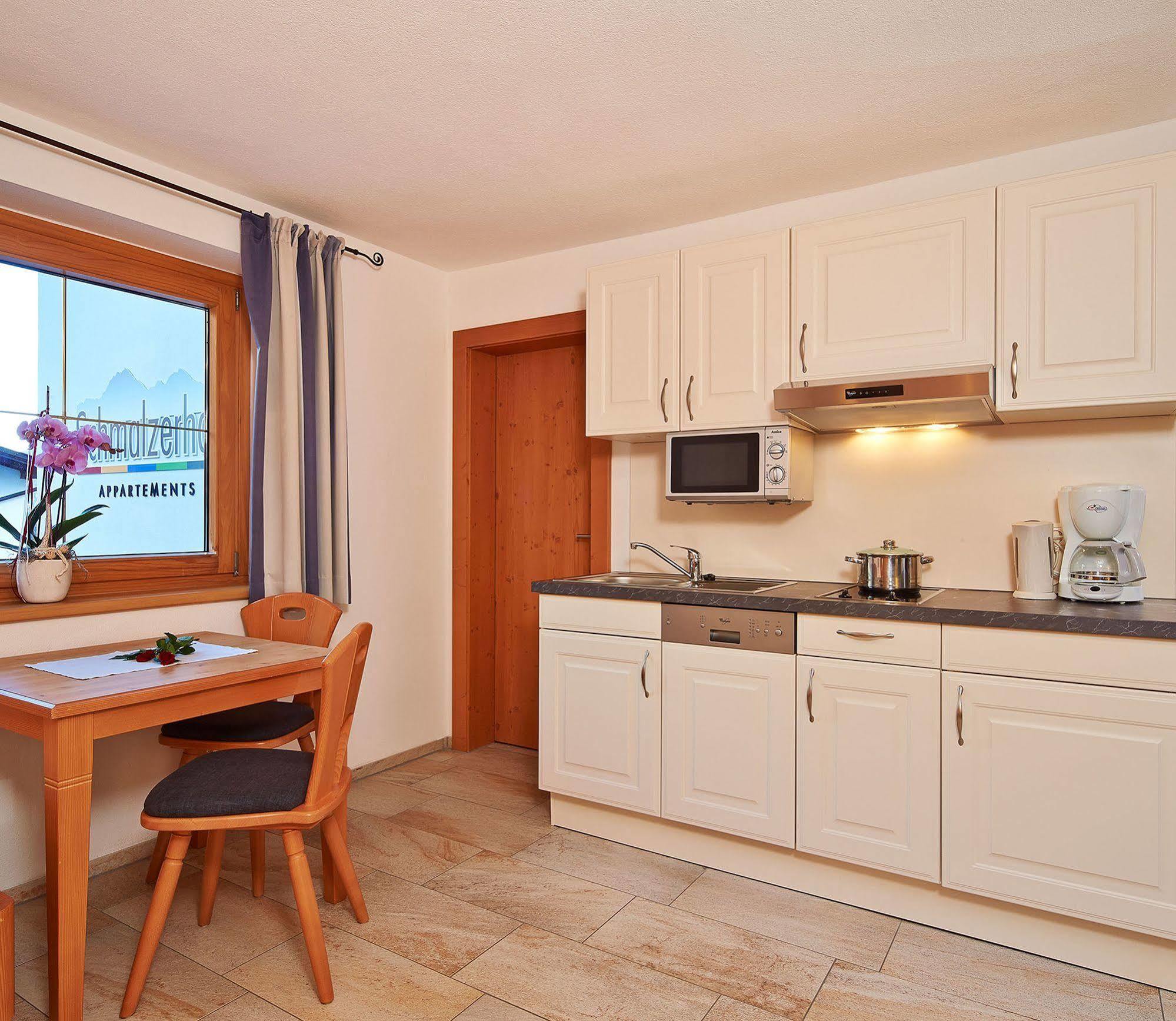 Appartements Schmalzerhof Gries im Sellrain Exterior photo